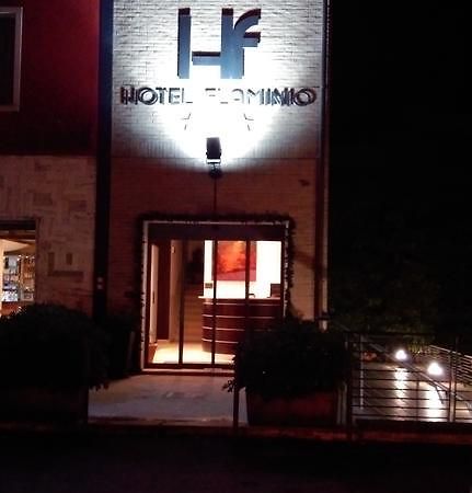 Hotel Flaminio Tavernelle Serrungarina Екстер'єр фото